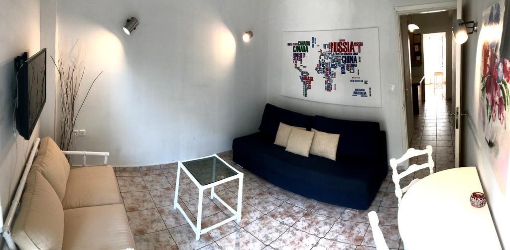100M From The Beach Cosy Apartment Loutraki  Exterior photo